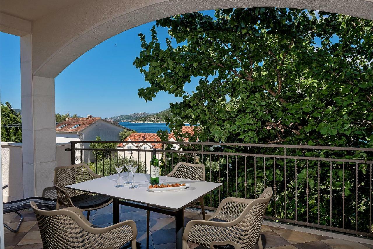 Arka Trogir Apartments - Seget Vranjica Kültér fotó